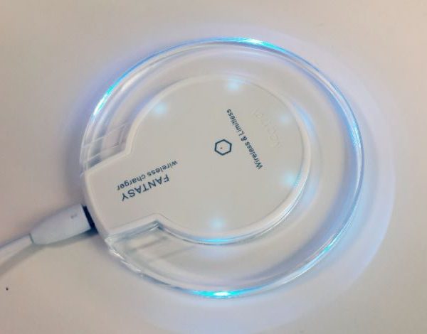 LH001 แท่นชาร์จ Wireless Charger แบบใส