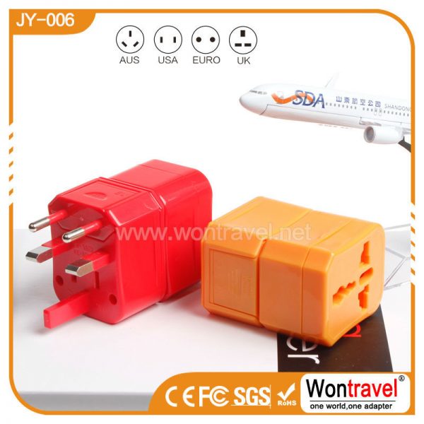 LI001 Travel Adapter แบบแยกชิ้นมีกล่องใส่